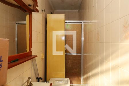 Casa à venda com 130m², 3 quartos e 2 vagasBanheiro