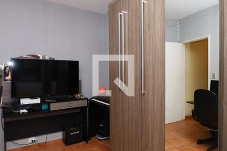 Casa à venda com 130m², 3 quartos e 2 vagasQuarto 