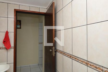 Casa à venda com 130m², 3 quartos e 2 vagasBanheiro