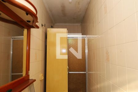 Casa à venda com 130m², 3 quartos e 2 vagasBanheiro