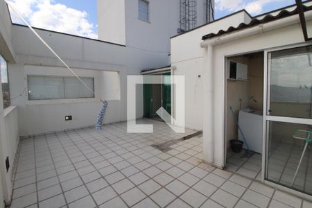 Apartamento à venda com 136m², 3 quartos e 1 vagaÁrea de Serviço