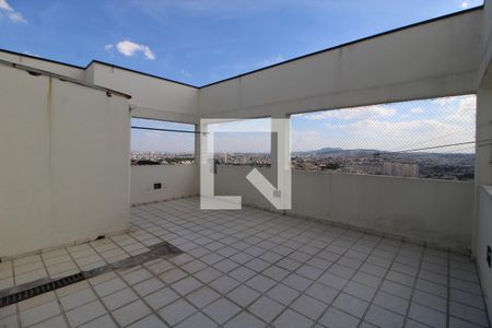 Apartamento à venda com 136m², 3 quartos e 1 vagaÁrea de Serviço