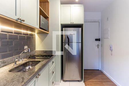 Studio à venda com 28m², 1 quarto e sem vaga Studio à venda com 28m², 1 quarto e sem vagaCozinha
