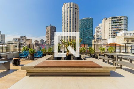 Studio à venda com 28m², 1 quarto e sem vaga Studio à venda com 28m², 1 quarto e sem vagaSolário