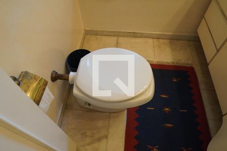 Apartamento para alugar com 770m², 4 quartos e 4 vagasBanheiro 1