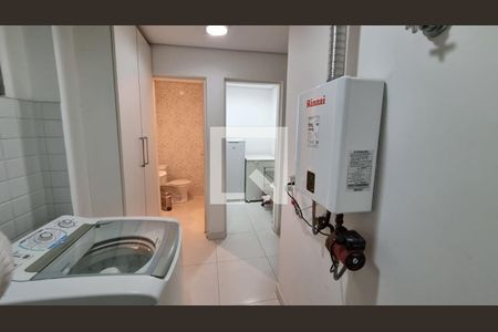 Casa à venda com 340m², 4 quartos e 2 vagas Casa à venda com 340m², 4 quartos e 2 vagasÁrea de serviço com despensa e wc