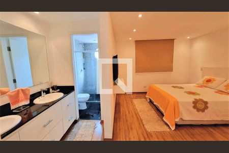 Casa à venda com 340m², 4 quartos e 2 vagas Casa à venda com 340m², 4 quartos e 2 vagasSuíte 1