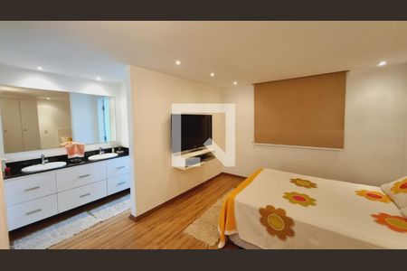 Casa à venda com 340m², 4 quartos e 2 vagas Casa à venda com 340m², 4 quartos e 2 vagasSuíte 1