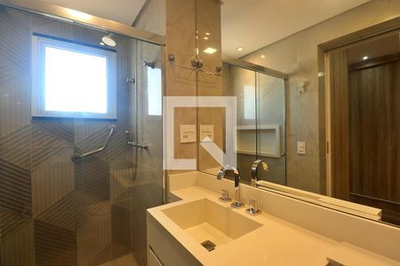 Apartamento à venda com 97m², 2 quartos e 4 vagasSuíte - Banheiro do Quarto 1