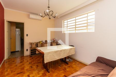 Casa à venda com 200m², 4 quartos e 2 vagas Casa à venda com 200m², 4 quartos e 2 vagasSala de Jantar