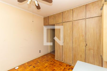 Casa à venda com 200m², 4 quartos e 2 vagas Casa à venda com 200m², 4 quartos e 2 vagasQuarto 4