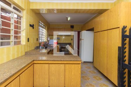 Casa à venda com 200m², 4 quartos e 2 vagas Casa à venda com 200m², 4 quartos e 2 vagasCozinha