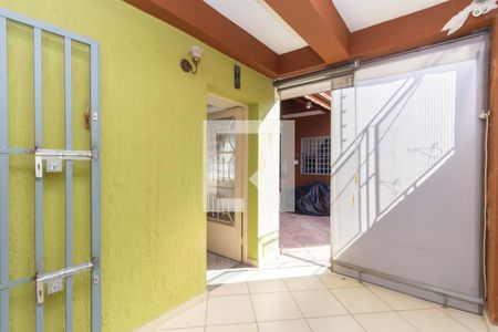 Casa à venda com 200m², 4 quartos e 2 vagas Casa à venda com 200m², 4 quartos e 2 vagasQuintal