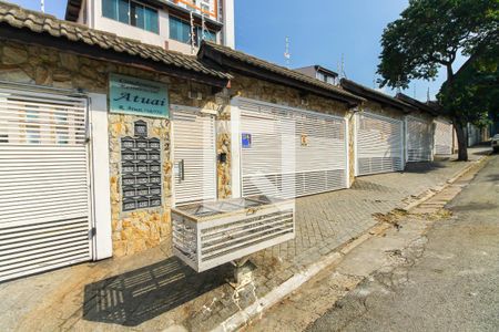 Casa de condomínio à venda com 101m², 3 quartos e 2 vagasFachada