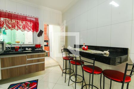 Casa de condomínio à venda com 101m², 3 quartos e 2 vagasCozinha