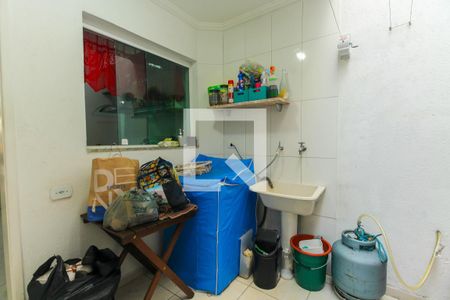 Casa de condomínio à venda com 101m², 3 quartos e 2 vagasÁrea de Serviço e Churrasqueira 