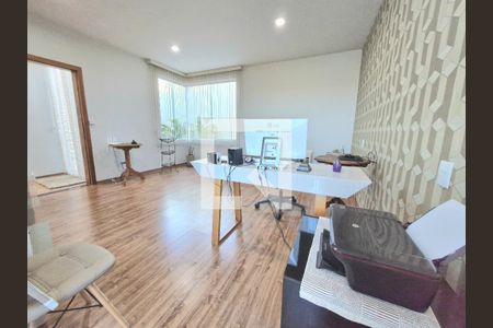 Casa à venda com 470m², 4 quartos e 2 vagasQuarto 2