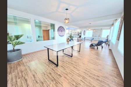 Casa à venda com 470m², 4 quartos e 2 vagasCopa