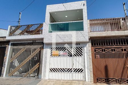 Casa à venda com 100m², 3 quartos e 1 vagaFachada
