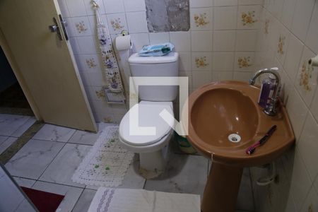 Casa à venda com 160m², 3 quartos e 1 vagaBanheiro - Casa 2