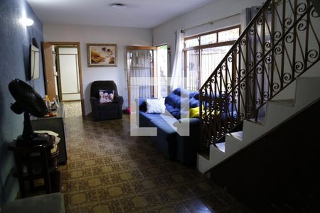 Casa à venda com 160m², 3 quartos e 1 vagaSala - Casa 2