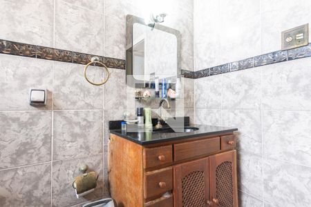 Casa à venda com 560m², 7 quartos e 4 vagasBanheiro 1