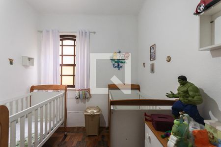 Casa à venda com 560m², 7 quartos e 4 vagasQuarto 1 primeiro andar