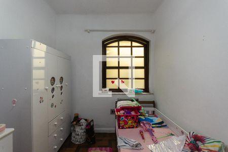 Casa à venda com 560m², 7 quartos e 4 vagasQuarto 2 primeiro andar