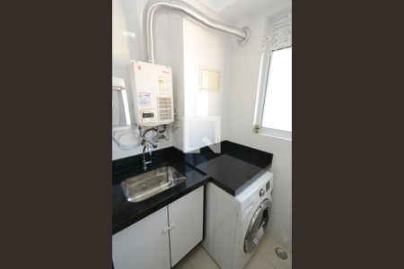 Apartamento à venda com 65m², 2 quartos e 1 vagaÁrea de Serviço