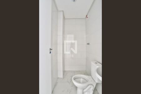 Apartamento à venda com 37m², 2 quartos e sem vaga Apartamento à venda com 37m², 2 quartos e sem vagaBanheiro