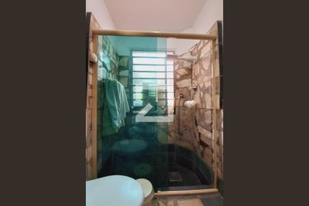 Casa à venda com 75m², 2 quartos e 1 vaga Casa à venda com 75m², 2 quartos e 1 vagaBanheiro