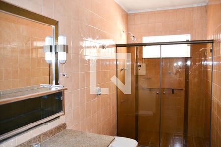 Casa à venda com 296m², 4 quartos e 5 vagasBanheiro