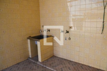 Casa à venda com 296m², 4 quartos e 5 vagasÁrea de Serviço