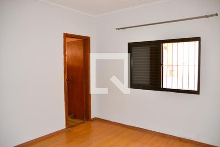 Casa à venda com 296m², 4 quartos e 5 vagasQuarto 4