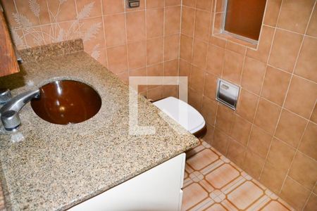 Casa à venda com 296m², 4 quartos e 5 vagasBanheiro