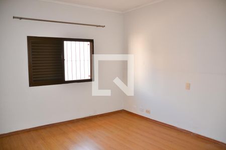 Casa à venda com 296m², 4 quartos e 5 vagasQuarto 4