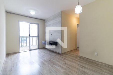 Sala de apartamento para alugar com 2 quartos, 56m² em Vila Liviero, São Paulo