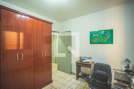 Casa à venda com 257m², 3 quartos e 3 vagas Casa à venda com 257m², 3 quartos e 3 vagasQuarto 3