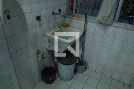 Apartamento à venda com 81m², 3 quartos e 1 vagaÁrea de Serviço