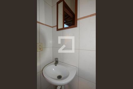 Casa à venda com 210m², 5 quartos e 2 vagasBanheiro de serviço