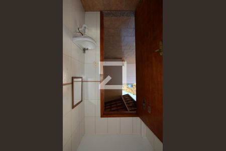 Casa à venda com 210m², 5 quartos e 2 vagasBanheiro de serviço