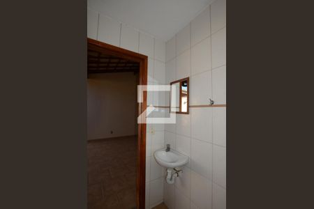 Casa à venda com 210m², 5 quartos e 2 vagasBanheiro de serviço