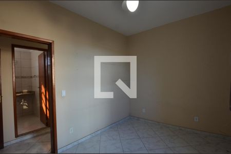 Casa à venda com 210m², 5 quartos e 2 vagasQuarto 4