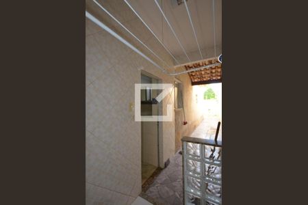 Casa à venda com 210m², 5 quartos e 2 vagasBanheiro de serviço