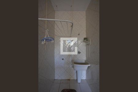 Casa à venda com 210m², 5 quartos e 2 vagasBanheiro de serviço