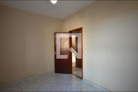 Casa à venda com 210m², 5 quartos e 2 vagasQuarto 4