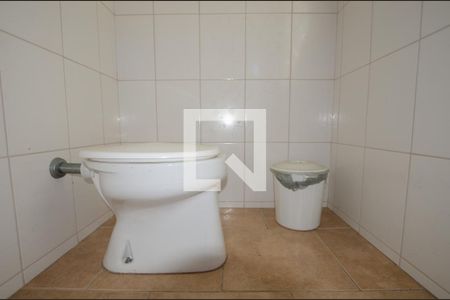 Casa à venda com 210m², 5 quartos e 2 vagasBanheiro de serviço