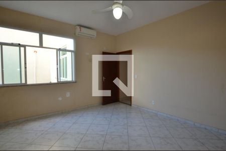 Casa à venda com 210m², 5 quartos e 2 vagasQuarto 3