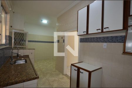 Casa à venda com 210m², 5 quartos e 2 vagasCozinha