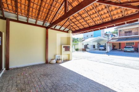 Casa de condomínio para alugar com 220m², 3 quartos e 2 vagasGaragem